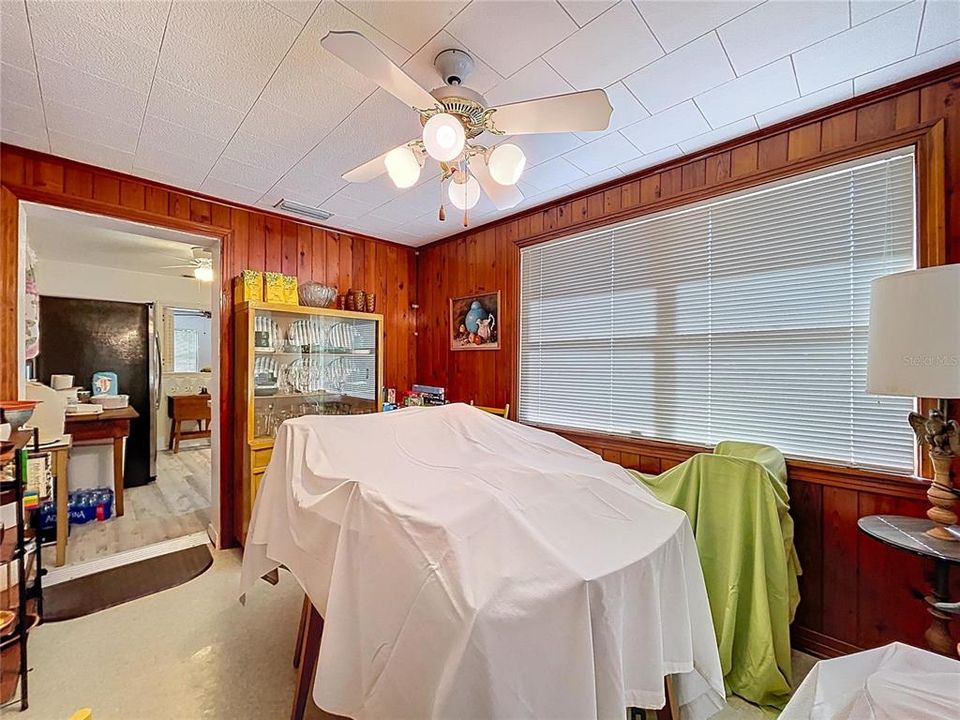 Activo con contrato: $315,000 (2 camas, 2 baños, 1296 Pies cuadrados)