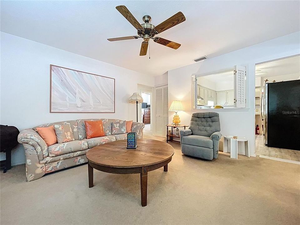 Activo con contrato: $315,000 (2 camas, 2 baños, 1296 Pies cuadrados)