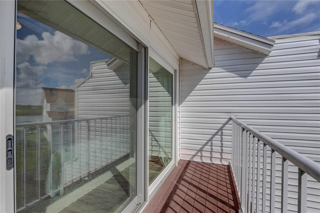 En Venta: $685,000 (3 camas, 3 baños, 1500 Pies cuadrados)