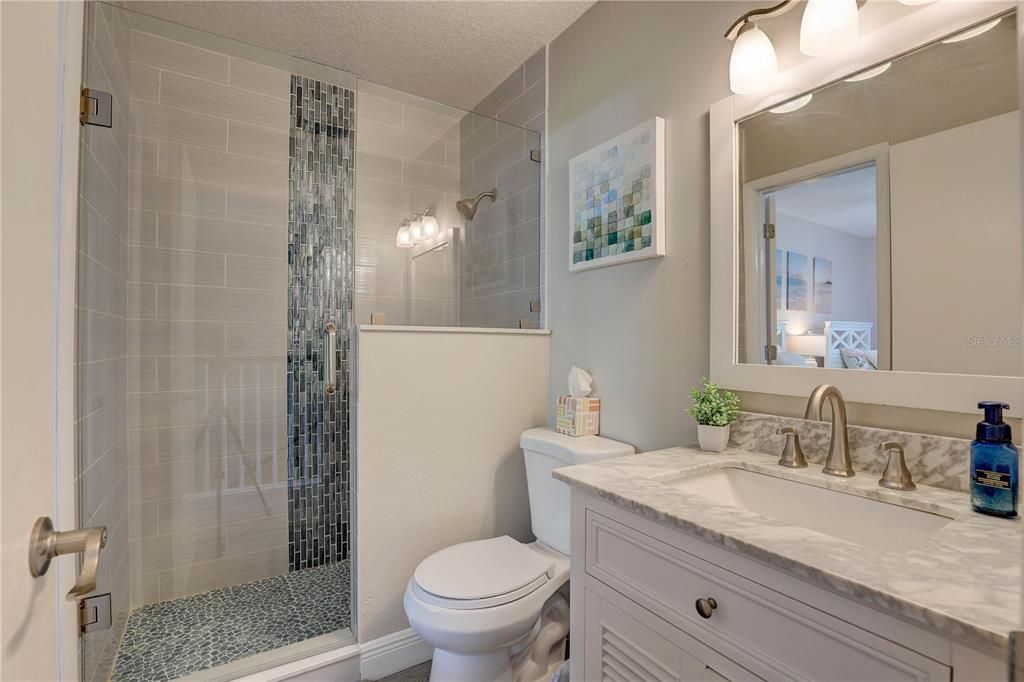 En Venta: $685,000 (3 camas, 3 baños, 1500 Pies cuadrados)