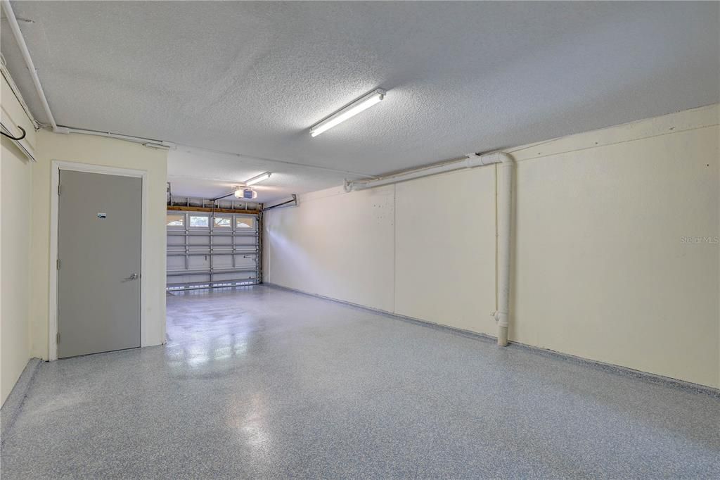 En Venta: $685,000 (3 camas, 3 baños, 1500 Pies cuadrados)