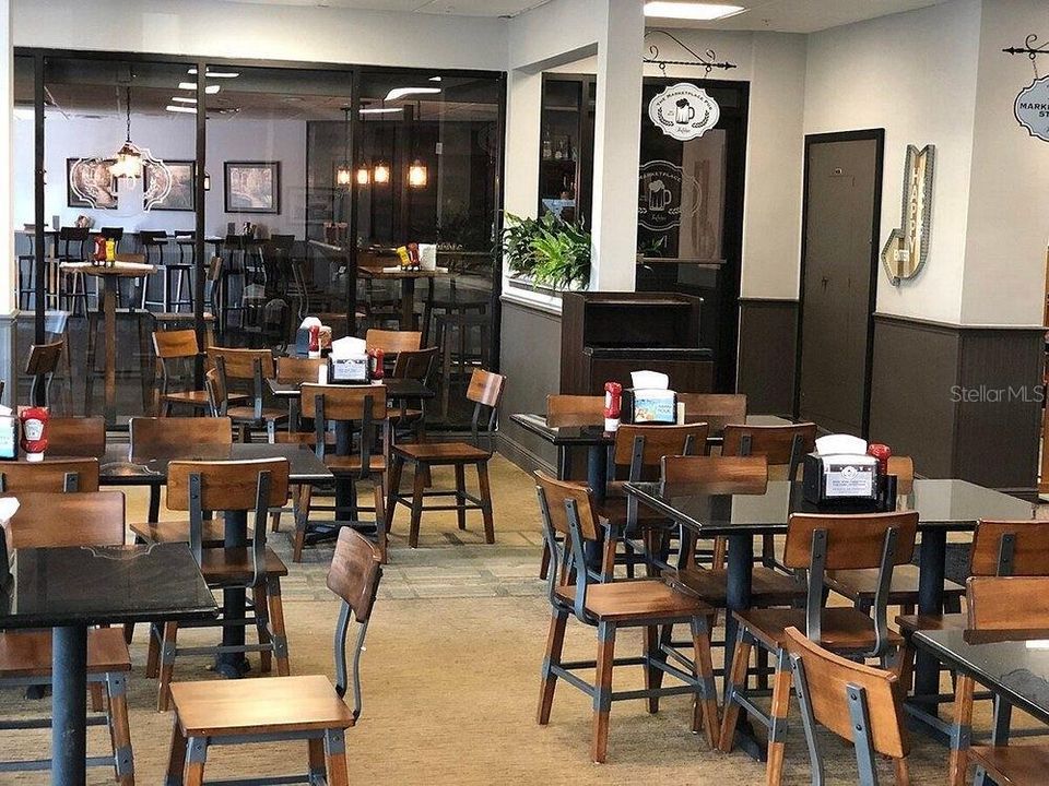 В аренду: $1,660 (1 спален, 1 ванн, 425 Квадратных фут)