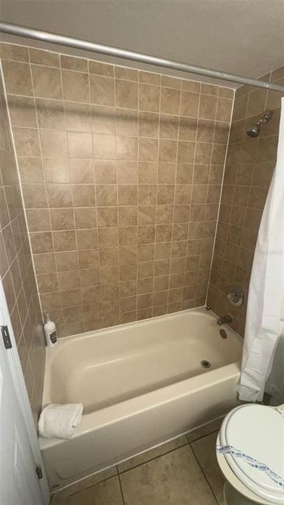 В аренду: $1,660 (1 спален, 1 ванн, 425 Квадратных фут)