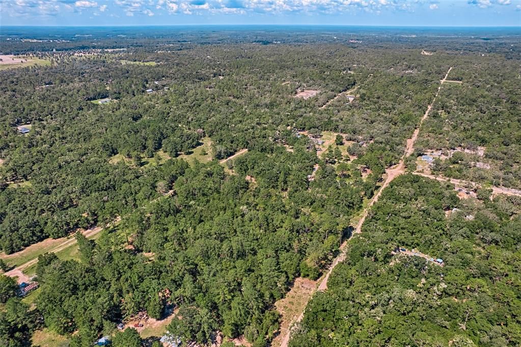 En Venta: $75,000 (3.75 acres)