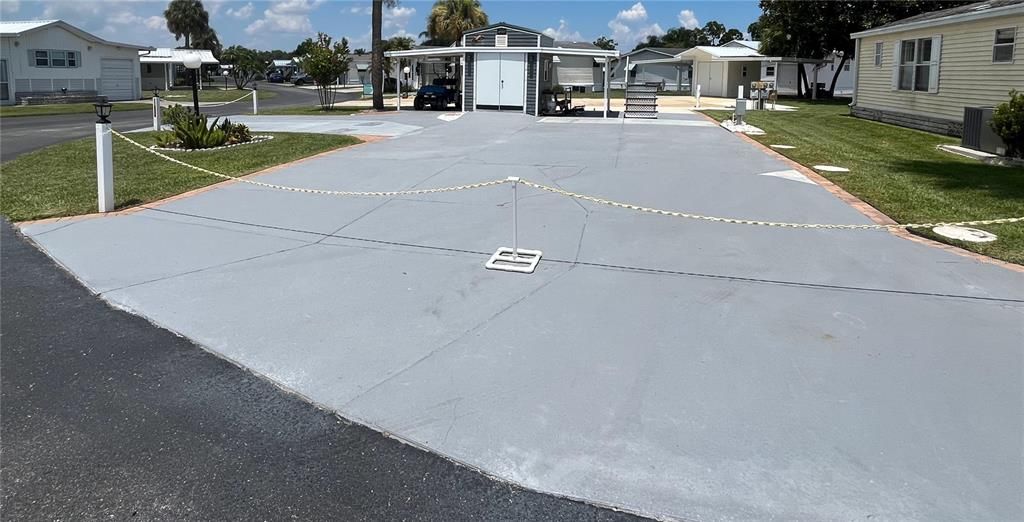 На продажу: $110,000 (0.08 acres)