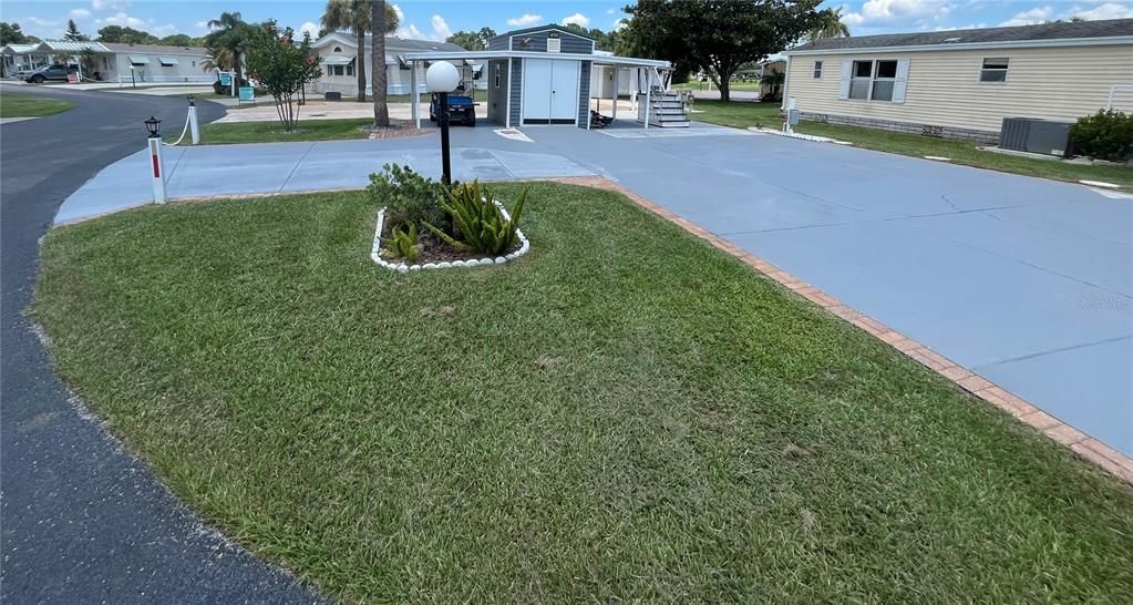 На продажу: $110,000 (0.08 acres)