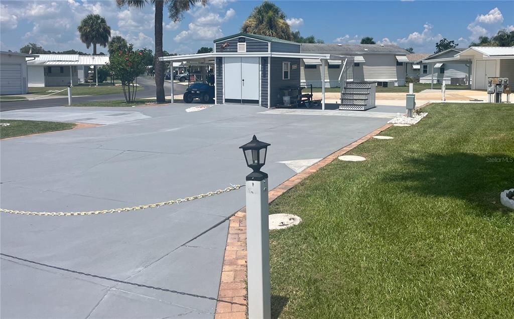 На продажу: $110,000 (0.08 acres)