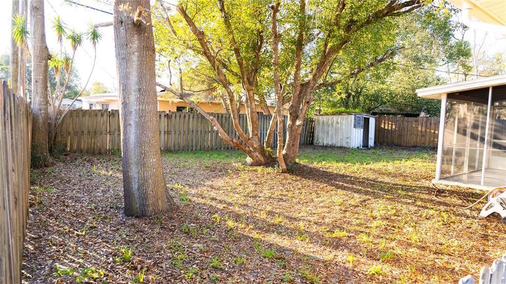 合同活跃: $260,000 (3 贝兹, 1 浴室, 920 平方英尺)