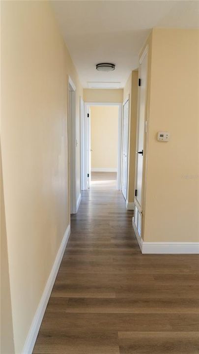 合同活跃: $260,000 (3 贝兹, 1 浴室, 920 平方英尺)