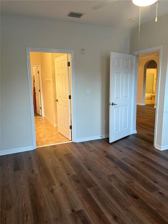 For Rent: $2,300 (3 beds, 2 baths, 1332 Square Feet)