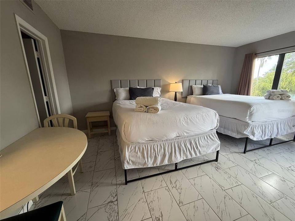 В аренду: $1,660 (1 спален, 1 ванн, 408 Квадратных фут)