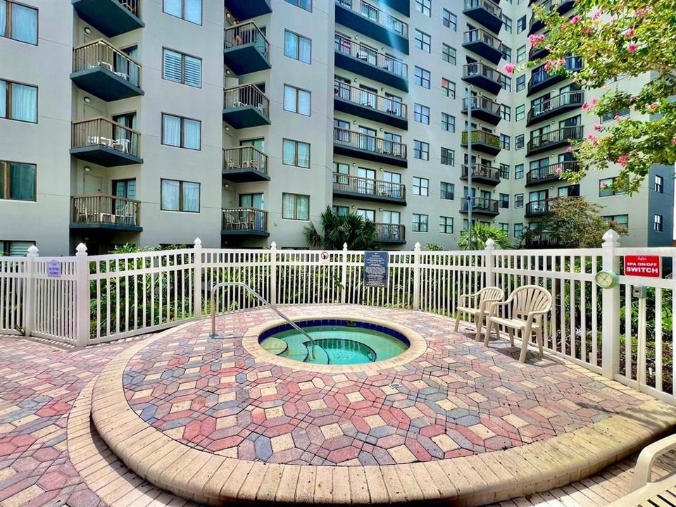 В аренду: $1,660 (1 спален, 1 ванн, 408 Квадратных фут)