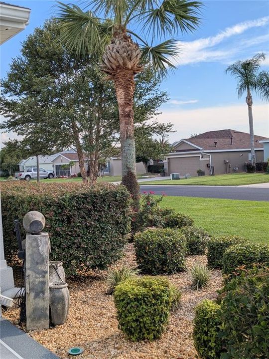 合同活跃: $408,000 (3 贝兹, 2 浴室, 2516 平方英尺)