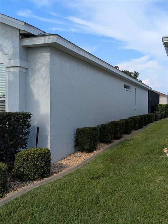 合同活跃: $408,000 (3 贝兹, 2 浴室, 2516 平方英尺)