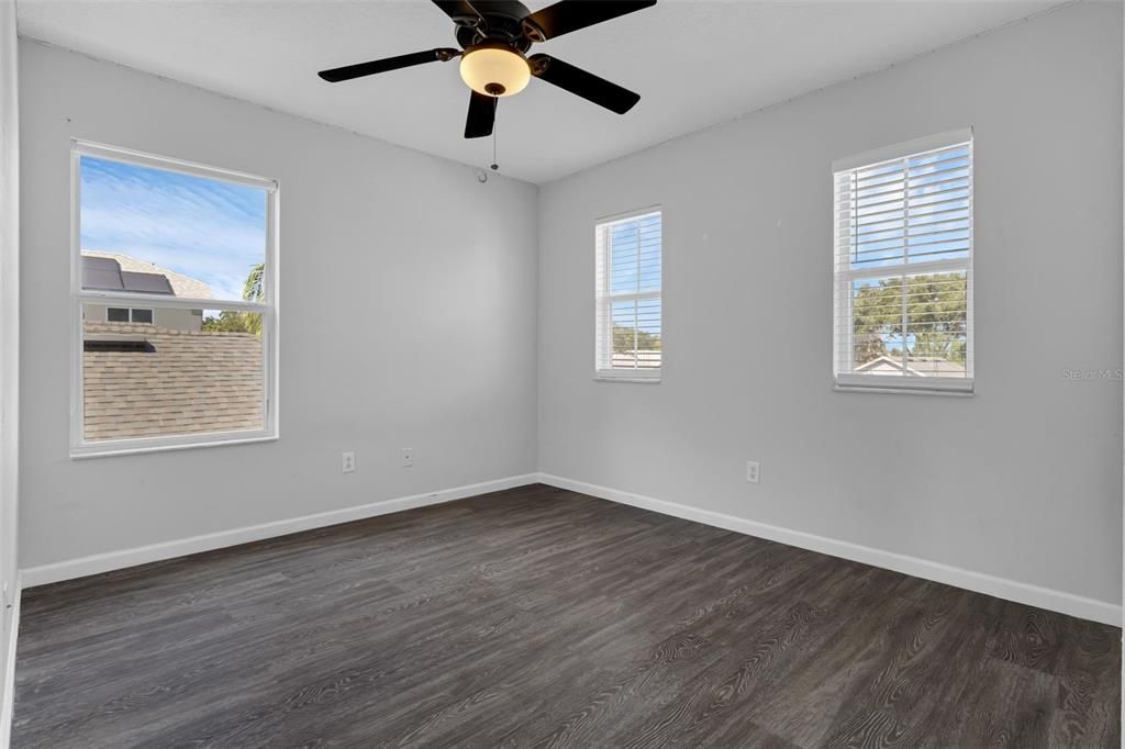 For Rent: $2,490 (4 beds, 2 baths, 2336 Square Feet)