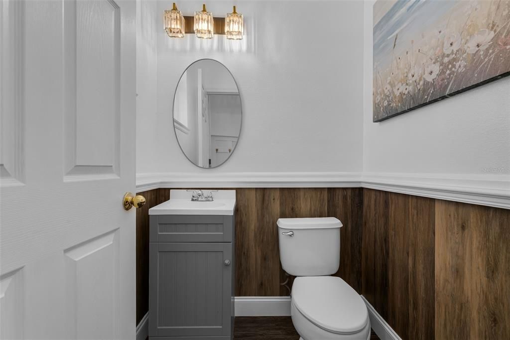 For Rent: $2,490 (4 beds, 2 baths, 2336 Square Feet)