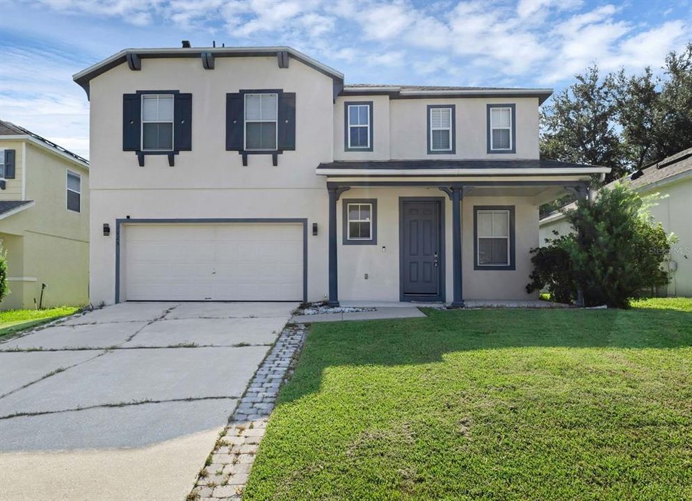 For Rent: $2,490 (4 beds, 2 baths, 2336 Square Feet)