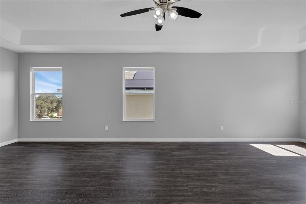 For Rent: $2,490 (4 beds, 2 baths, 2336 Square Feet)