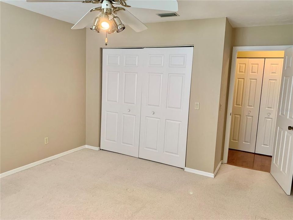 合同活跃: $309,900 (3 贝兹, 2 浴室, 1632 平方英尺)