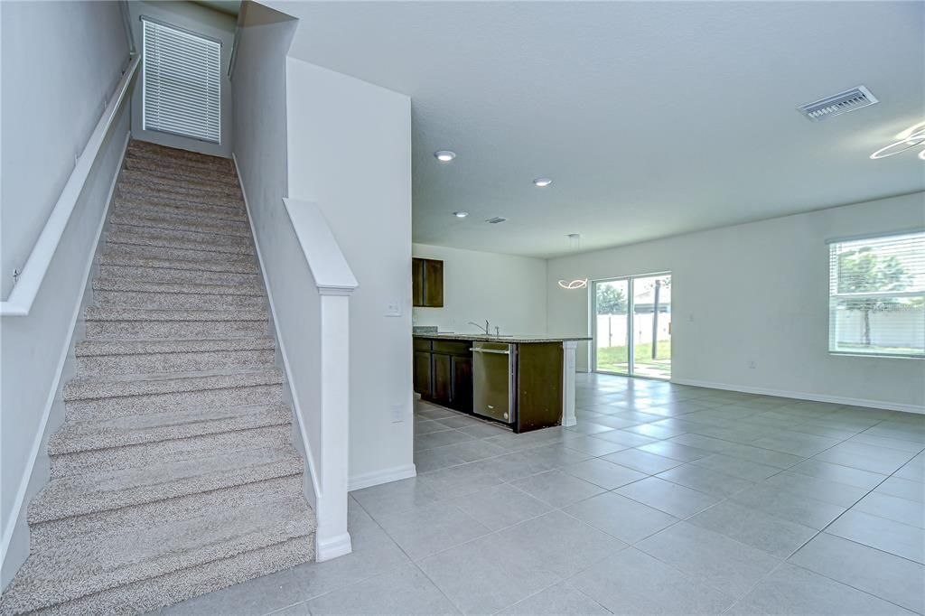 Active With Contract: $2,980 (4 beds, 2 baths, 2007 Square Feet)