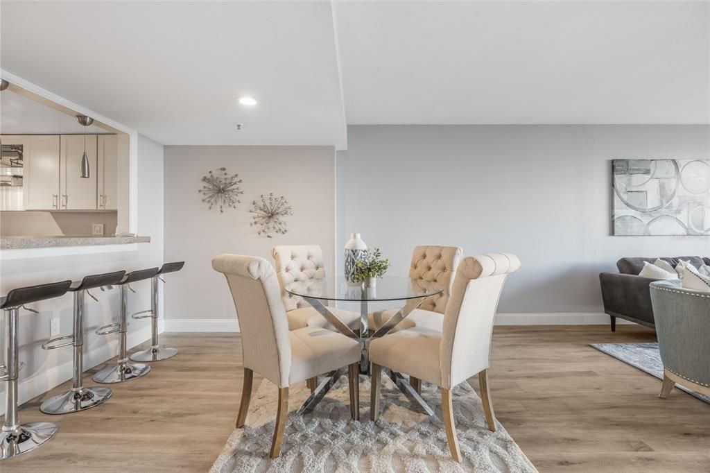 For Sale: $297,000 (2 beds, 2 baths, 1454 Square Feet)