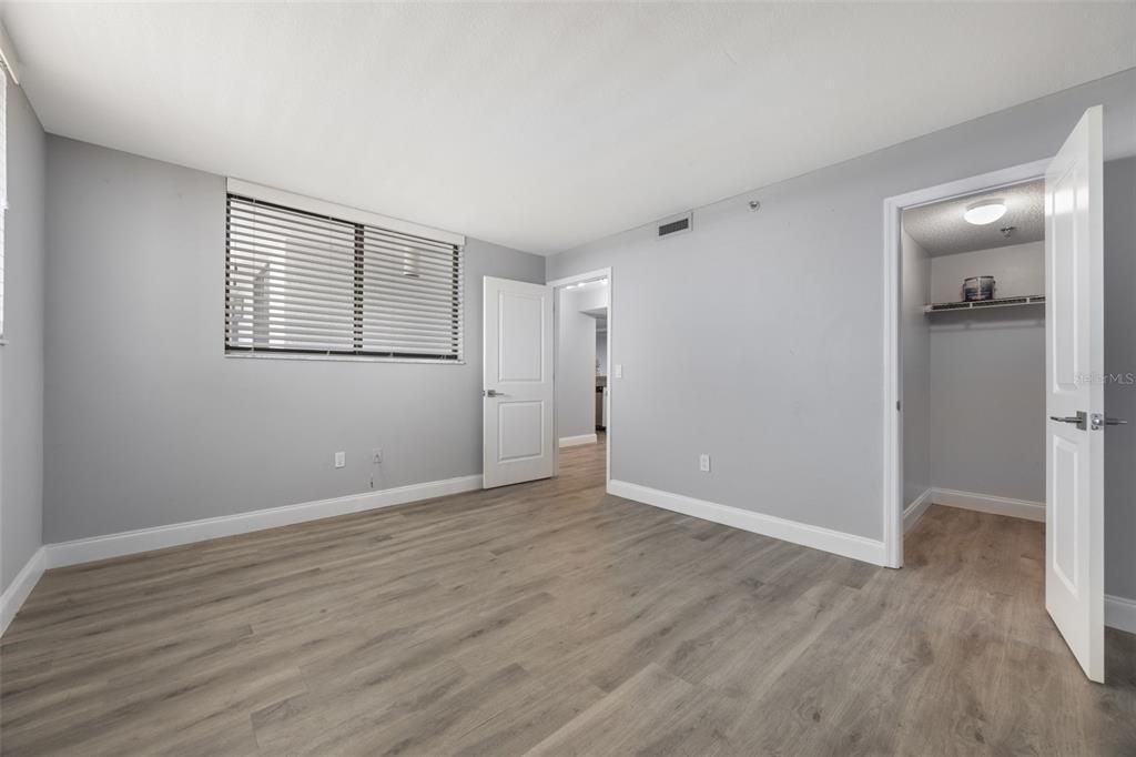 For Sale: $297,000 (2 beds, 2 baths, 1454 Square Feet)