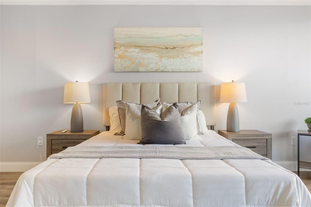 For Sale: $297,000 (2 beds, 2 baths, 1454 Square Feet)