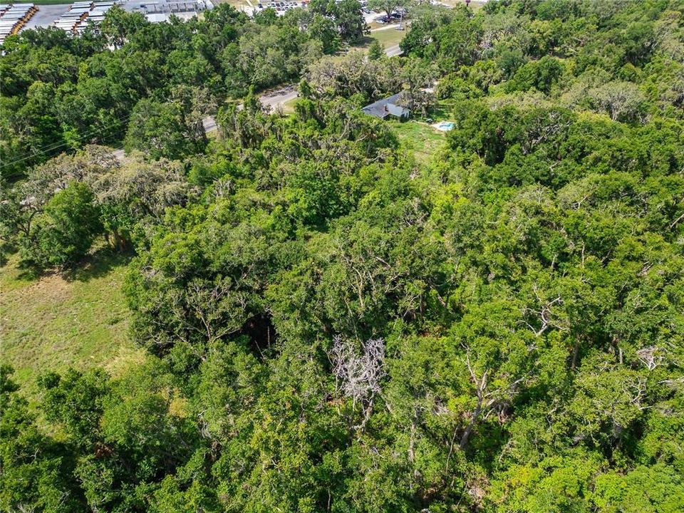 На продажу: $325,000 (1.89 acres)