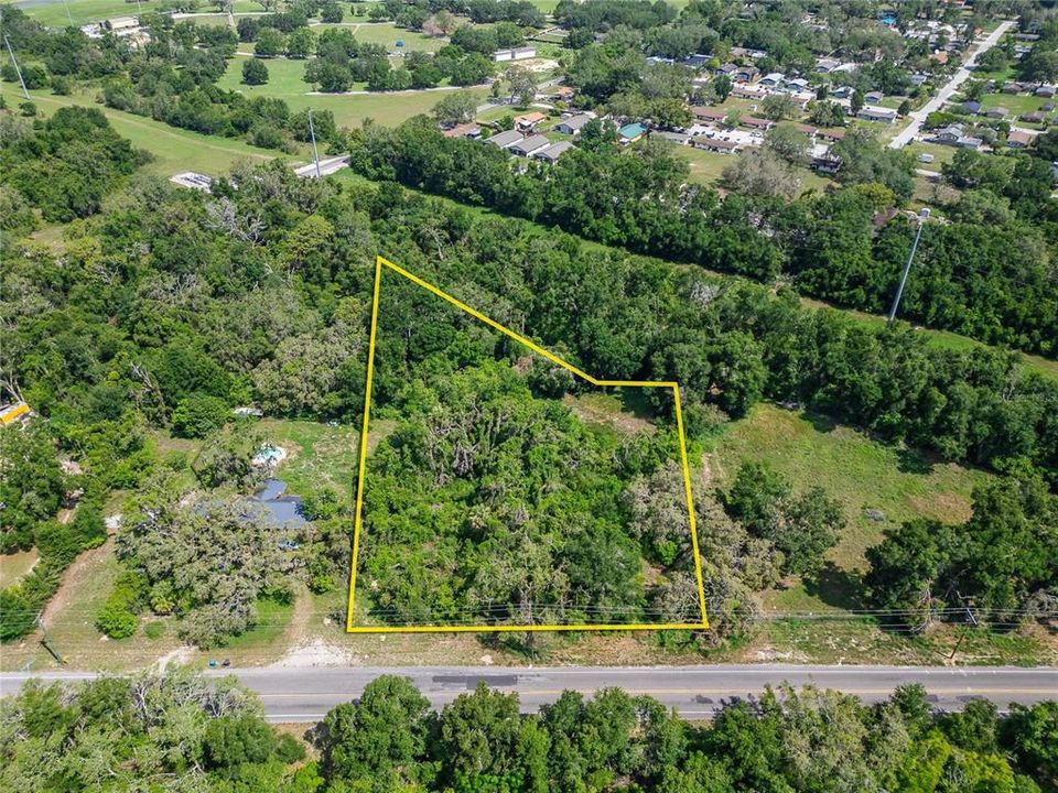 На продажу: $325,000 (1.89 acres)