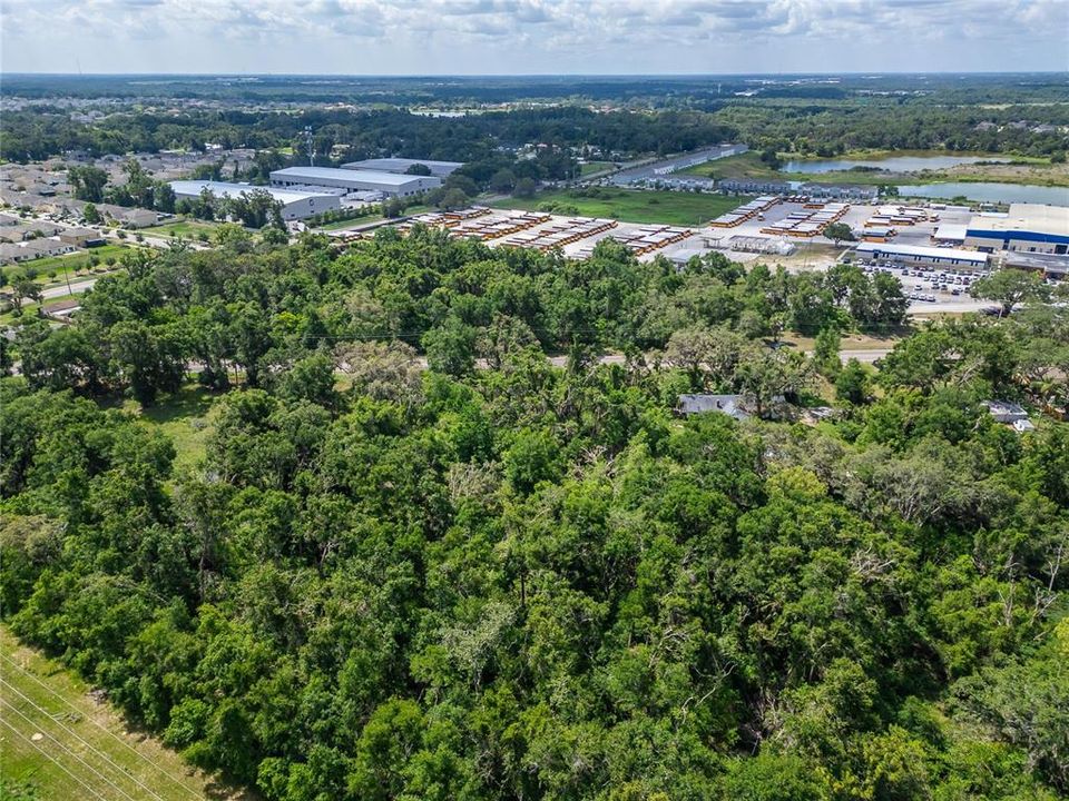 На продажу: $325,000 (1.89 acres)