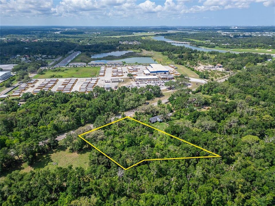 На продажу: $325,000 (1.89 acres)