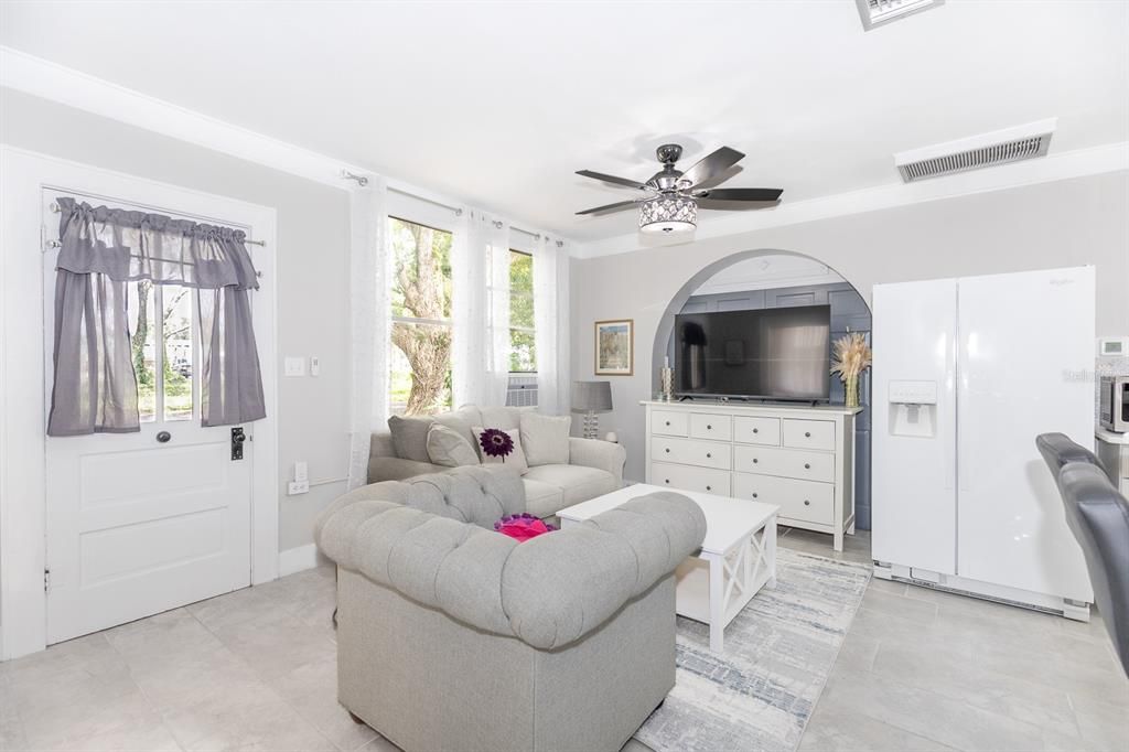 En Renta: $2,400 (2 camas, 1 baños, 1434 Pies cuadrados)