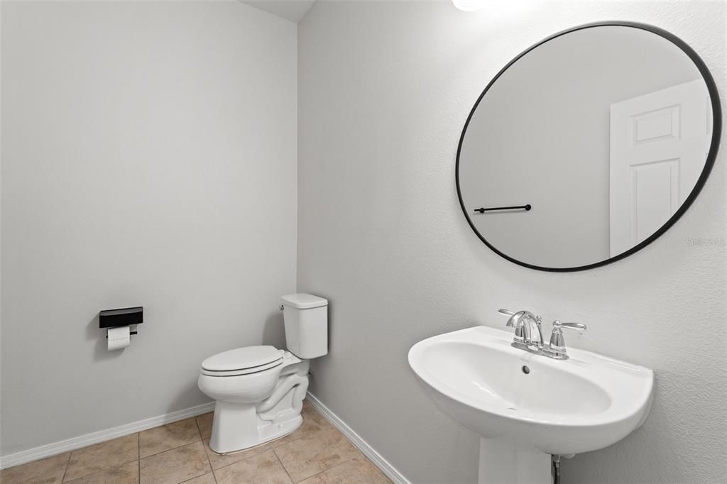 For Sale: $419,000 (4 beds, 2 baths, 2826 Square Feet)