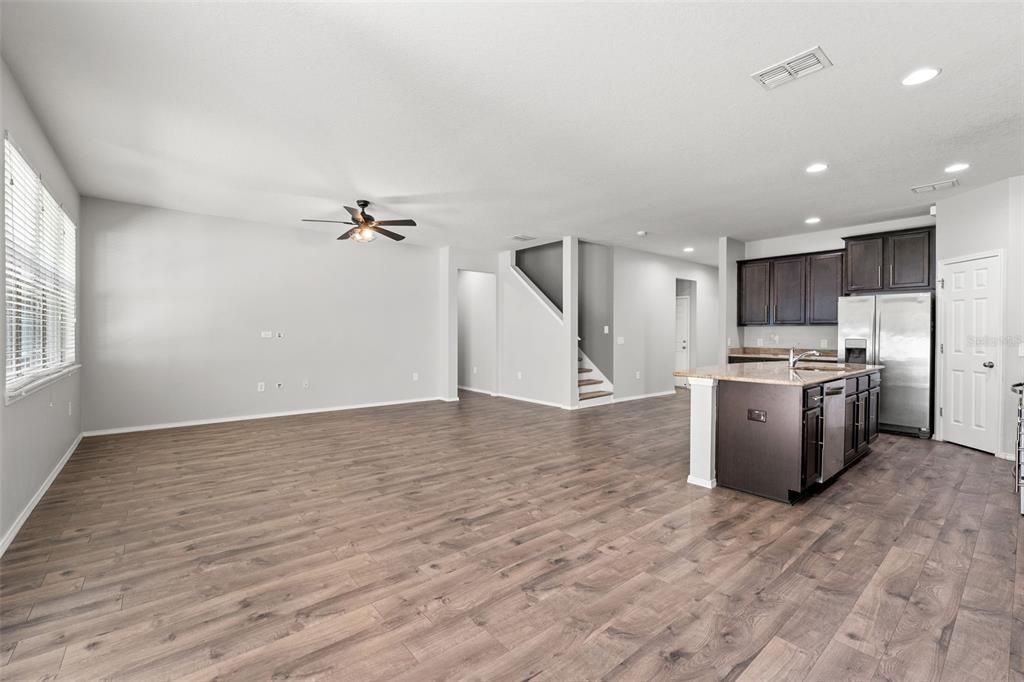 For Sale: $419,000 (4 beds, 2 baths, 2826 Square Feet)