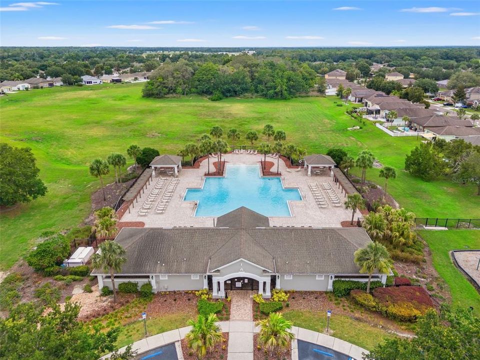 For Sale: $419,000 (4 beds, 2 baths, 2826 Square Feet)