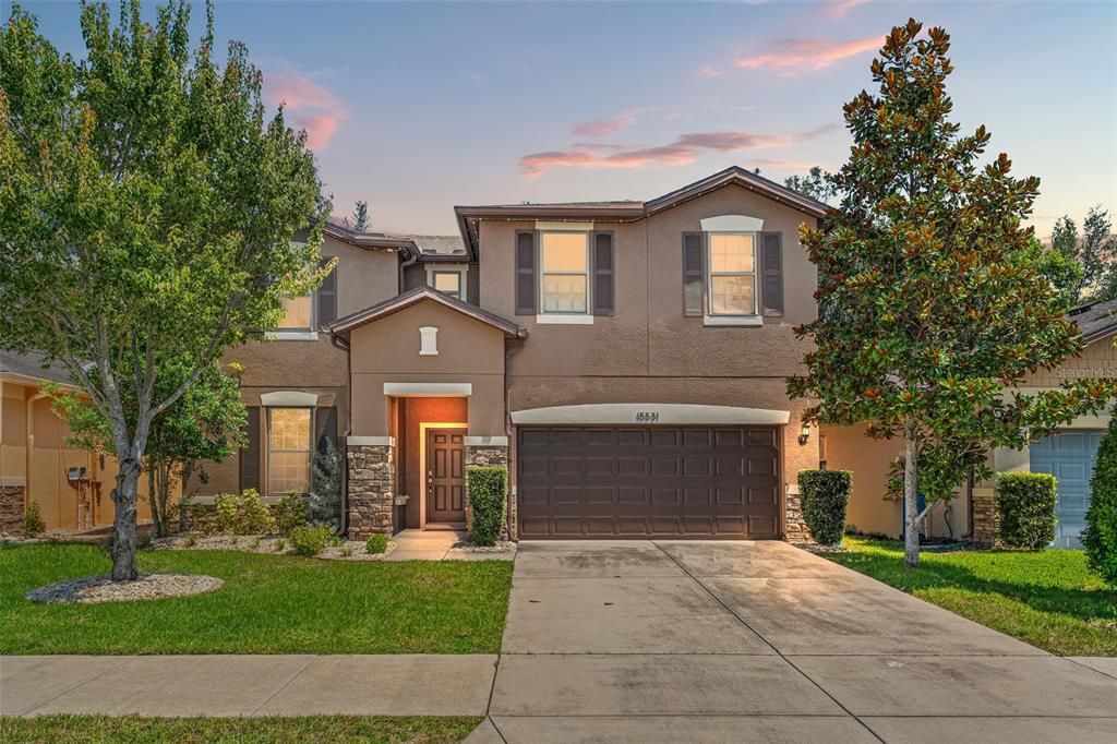 En Venta: $398,000 (4 camas, 2 baños, 2826 Pies cuadrados)