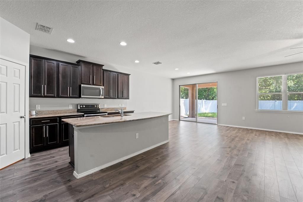 For Sale: $419,000 (4 beds, 2 baths, 2826 Square Feet)