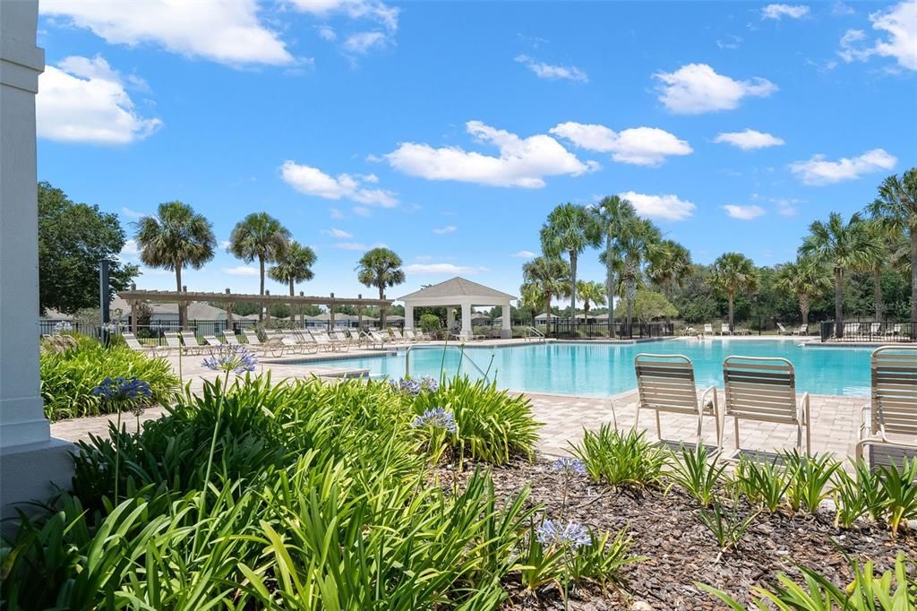 For Sale: $419,000 (4 beds, 2 baths, 2826 Square Feet)