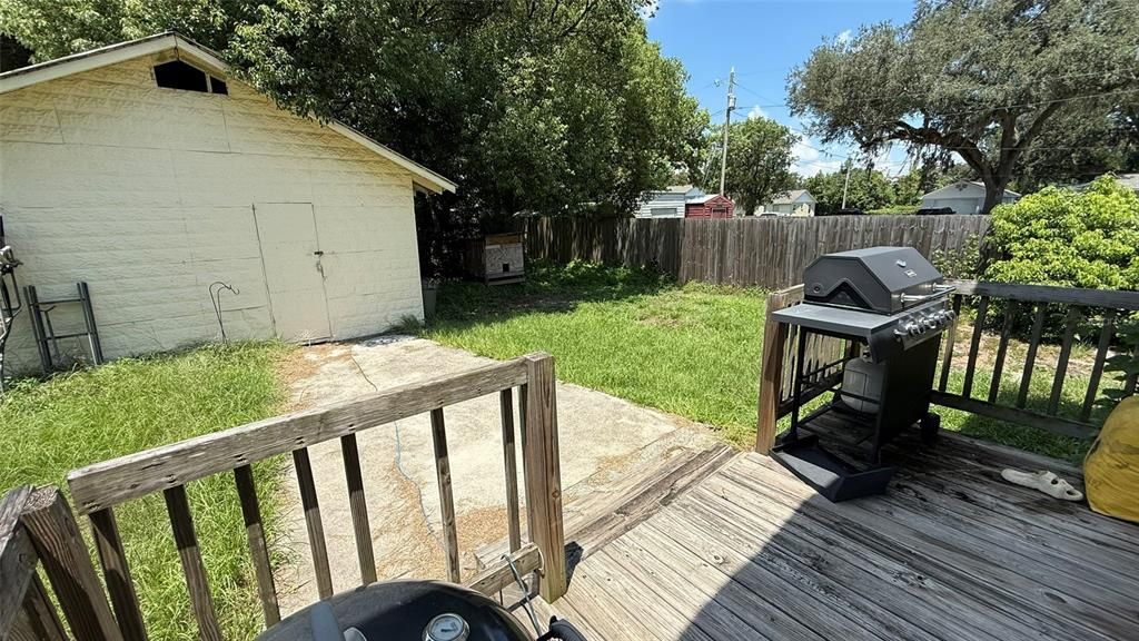 Active With Contract: $234,000 (4 beds, 2 baths, 1674 Square Feet)