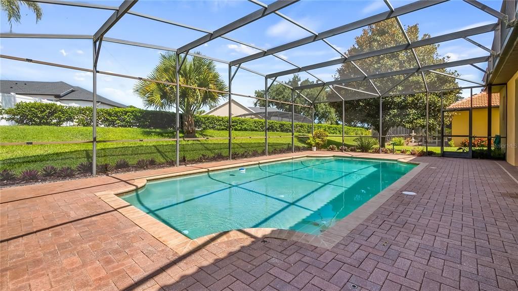 На продажу: $570,000 (4 спален, 3 ванн, 2499 Квадратных фут)