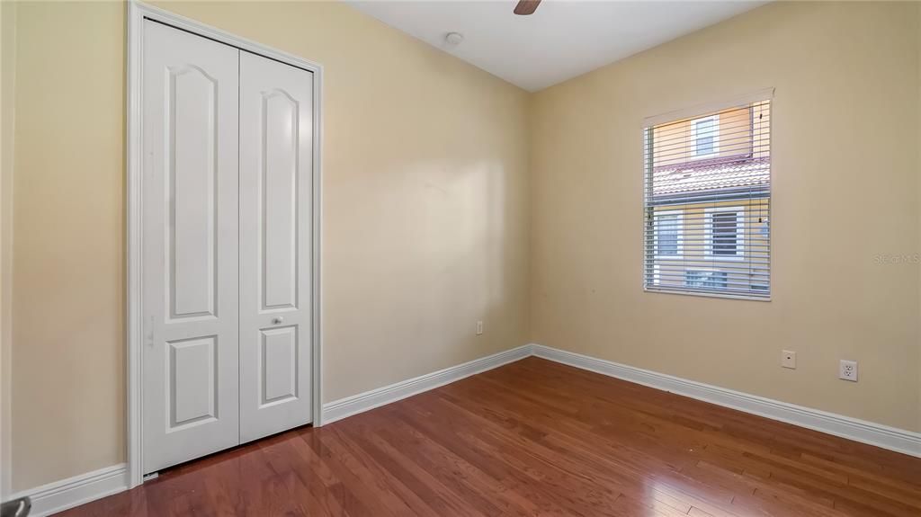 На продажу: $570,000 (4 спален, 3 ванн, 2499 Квадратных фут)