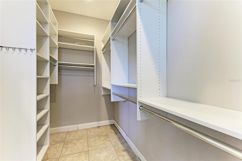 Active With Contract: $799,900 (4 beds, 3 baths, 2319 Square Feet)