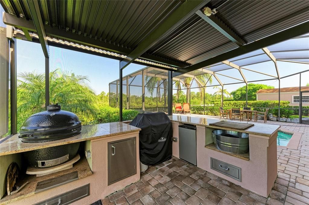 Active With Contract: $799,900 (4 beds, 3 baths, 2319 Square Feet)