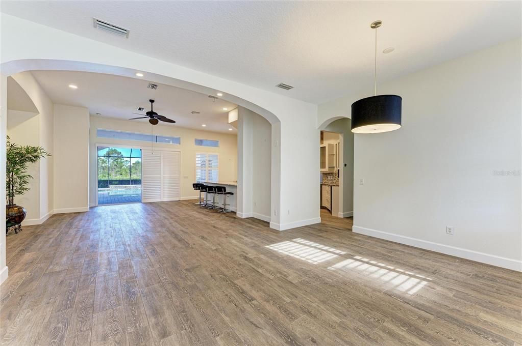 Active With Contract: $799,900 (4 beds, 3 baths, 2319 Square Feet)