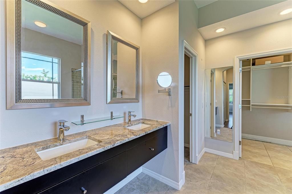 Active With Contract: $799,900 (4 beds, 3 baths, 2319 Square Feet)