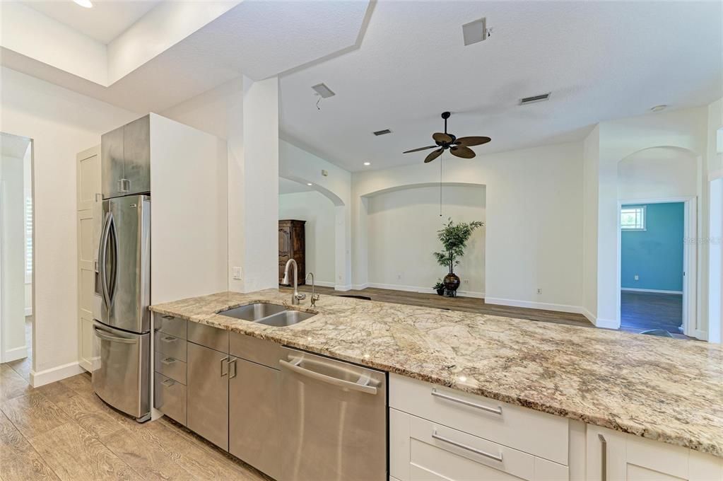 Active With Contract: $799,900 (4 beds, 3 baths, 2319 Square Feet)