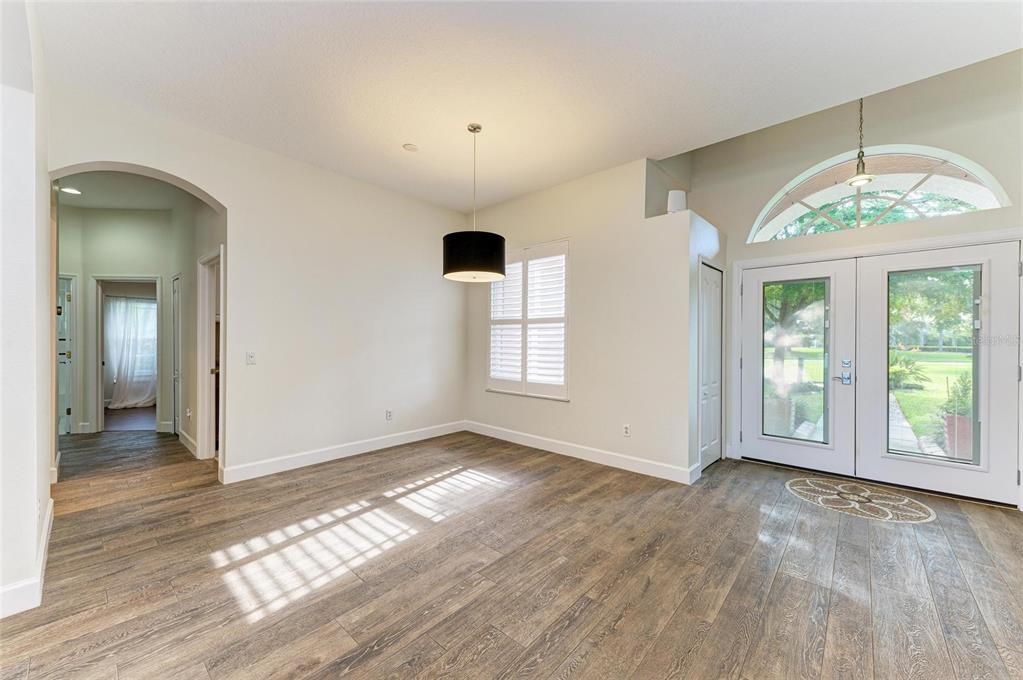 Active With Contract: $799,900 (4 beds, 3 baths, 2319 Square Feet)