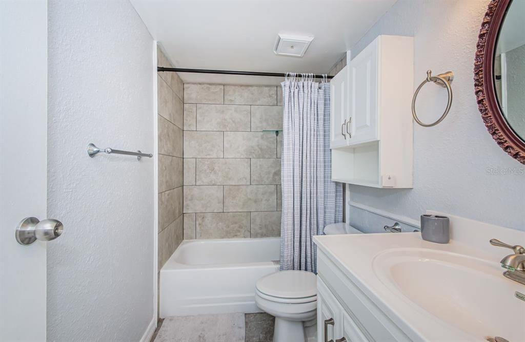 出租: $1,500 (2 贝兹, 2 浴室, 925 平方英尺)