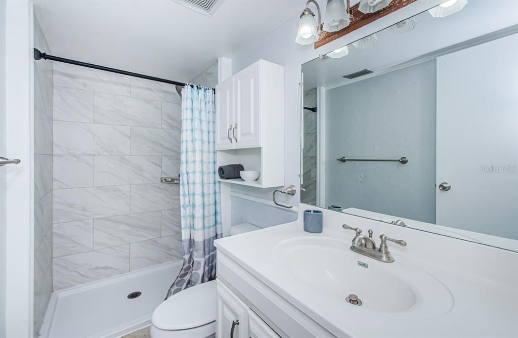 出租: $1,500 (2 贝兹, 2 浴室, 925 平方英尺)