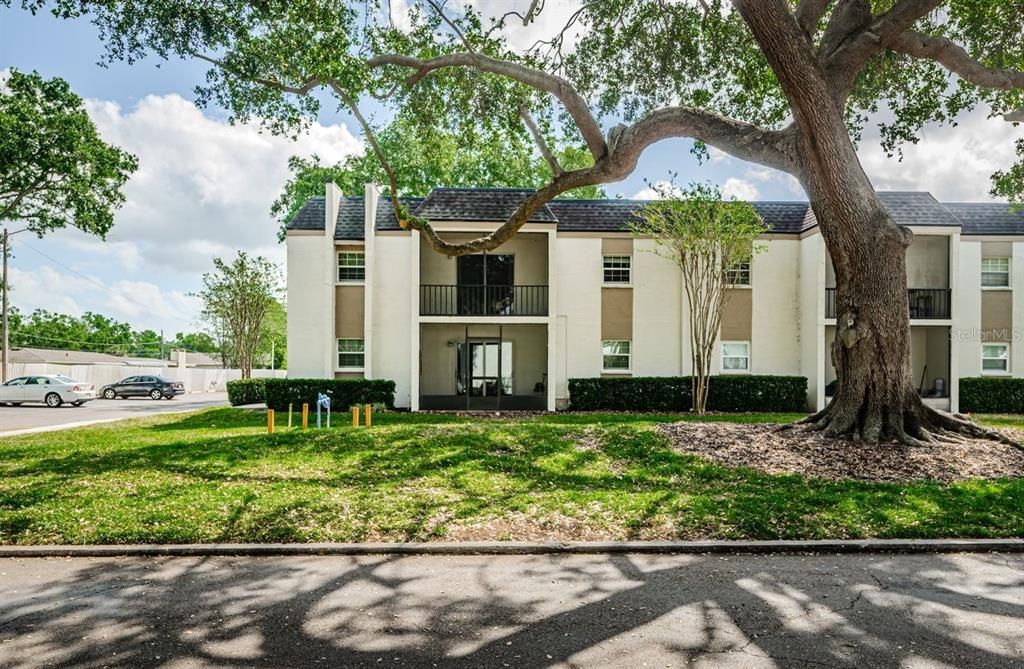 出租: $1,500 (2 贝兹, 2 浴室, 925 平方英尺)